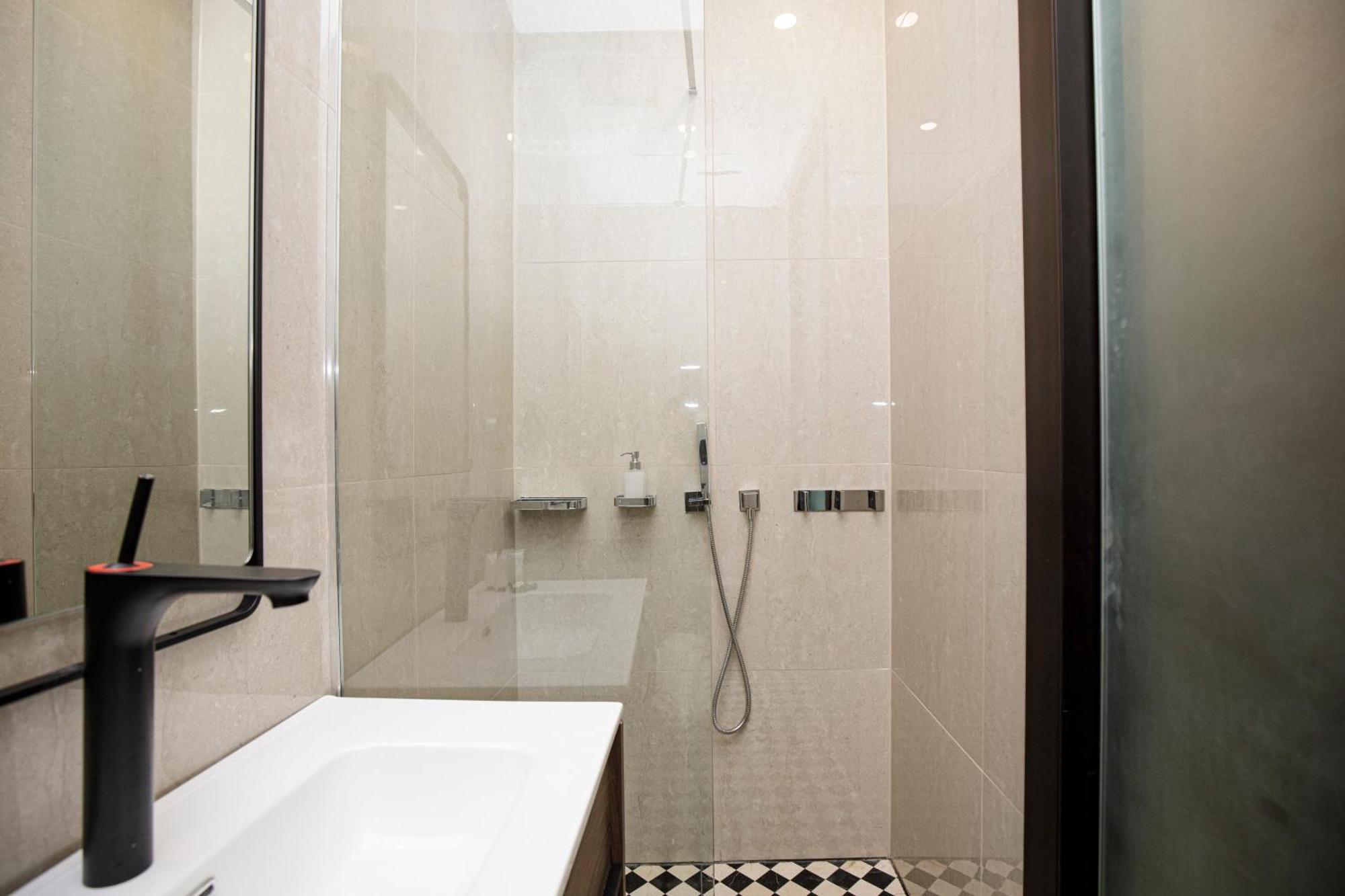 Appartamento Beautiful Cosy Modern ,19th Century Building *