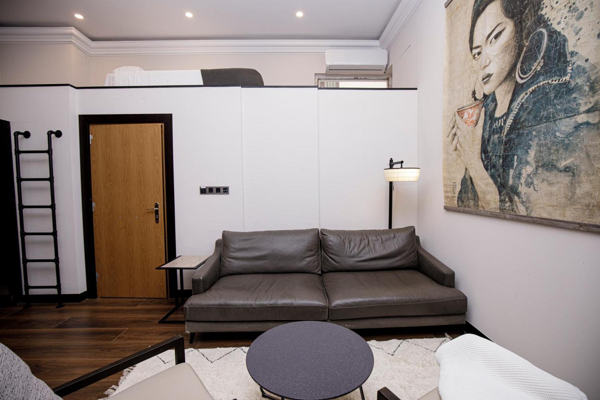 Appartamento Beautiful Cosy Modern ,19th Century Building