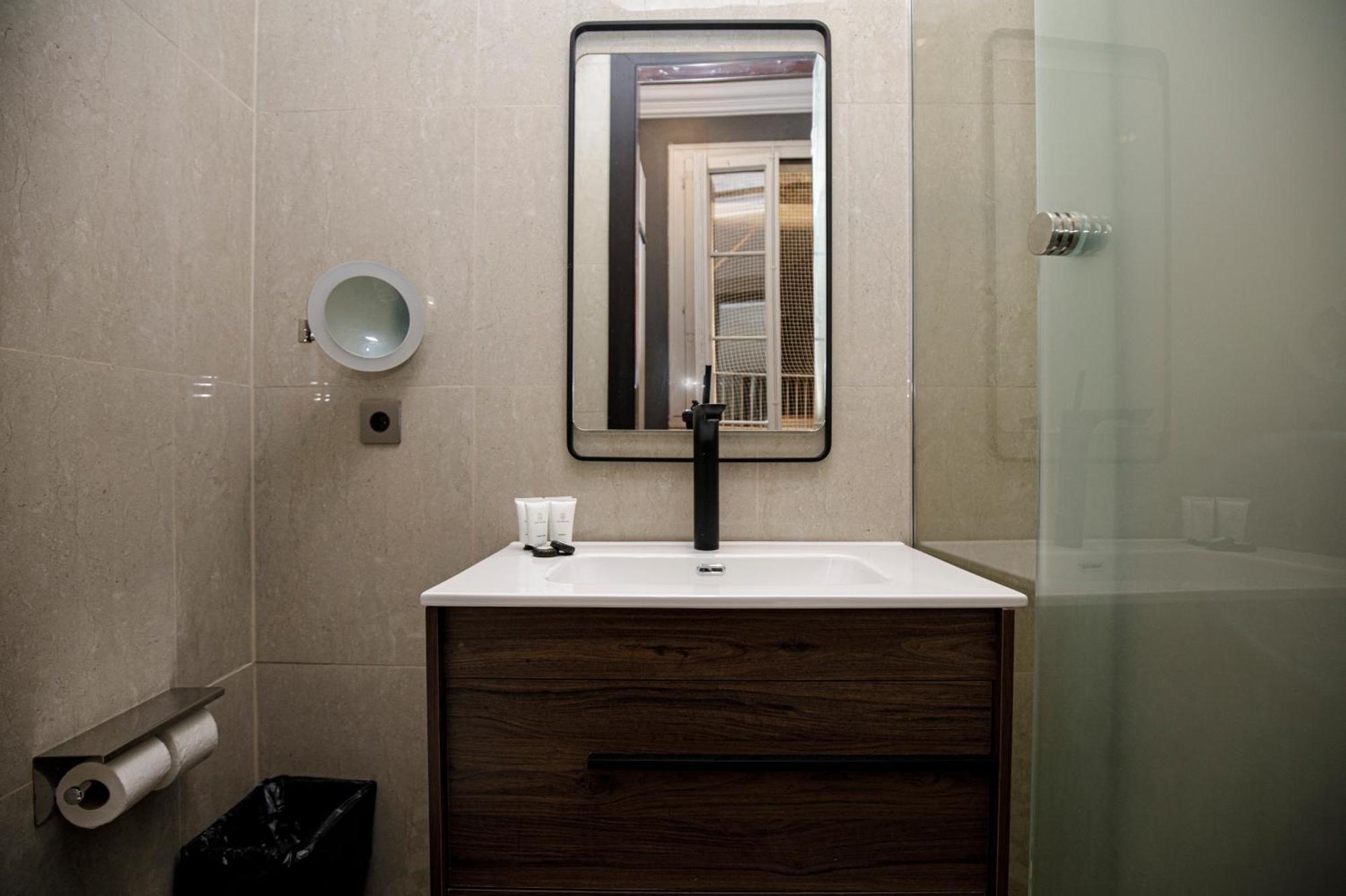 Appartamento Beautiful Cosy Modern ,19th Century Building *
